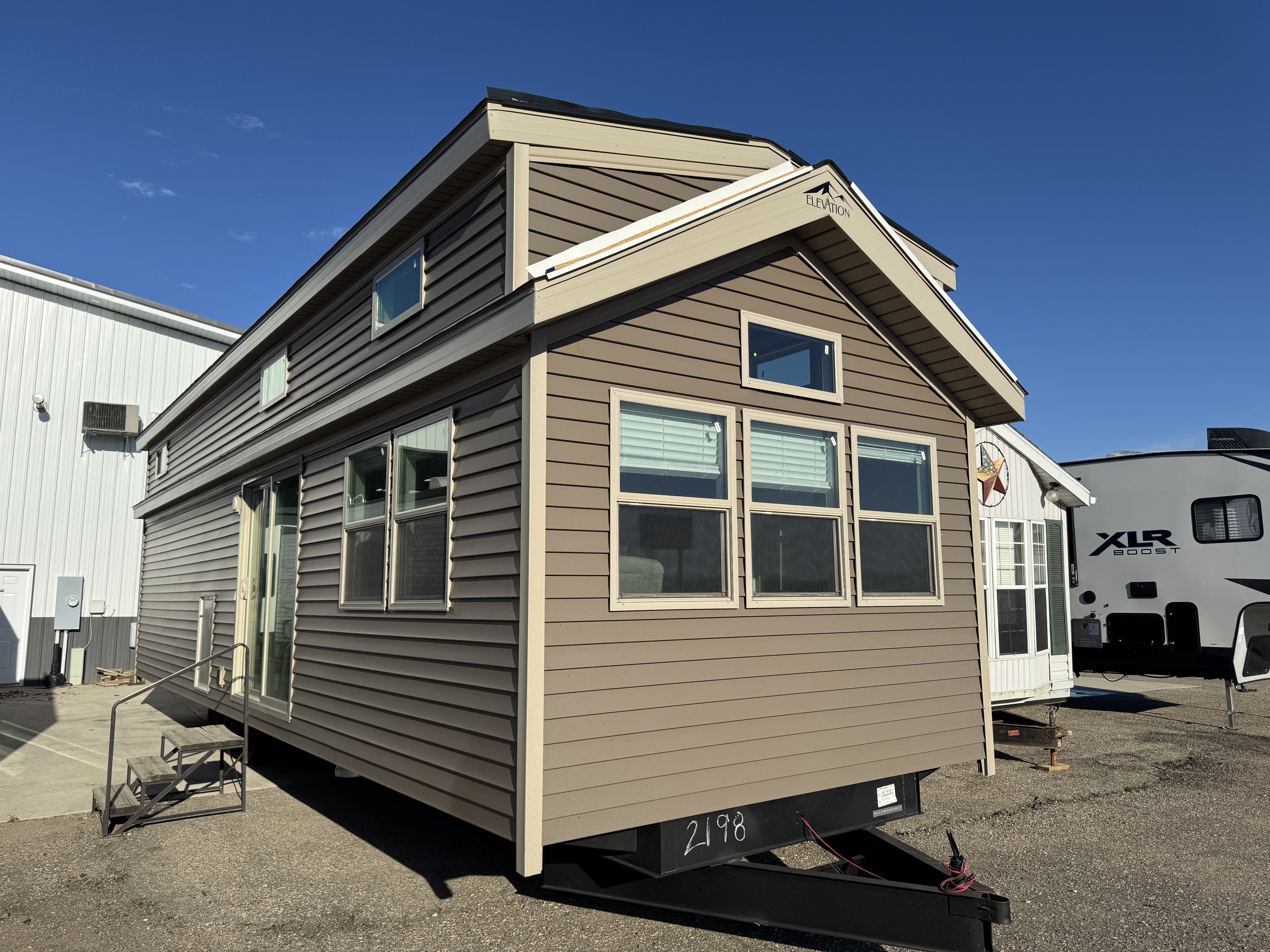 2027 Elevation 3-Series Loft 3-117
